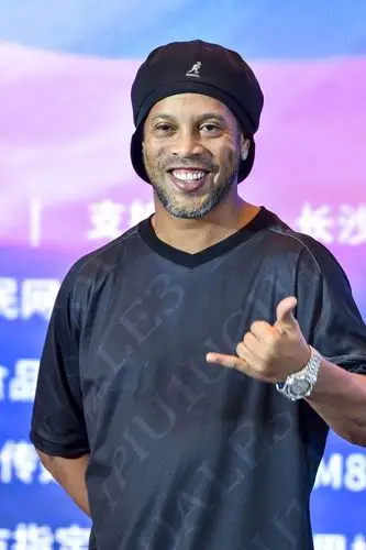 许多优秀球